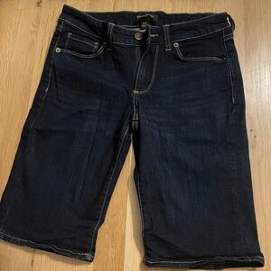 Banana Republic women’s long dark blue denim shorts size 4 worn once